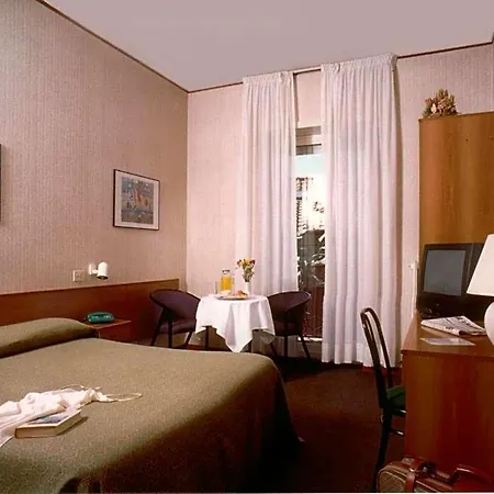 Hotel Tuscia 3*